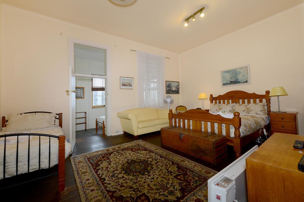 הובארט Edinburgh Gallery Bed & Breakfast מראה חיצוני תמונה